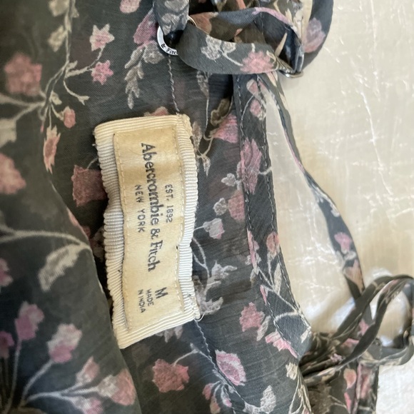 Abercrombie & Fitch green layered cami fairycore top - Picture 3 of 6